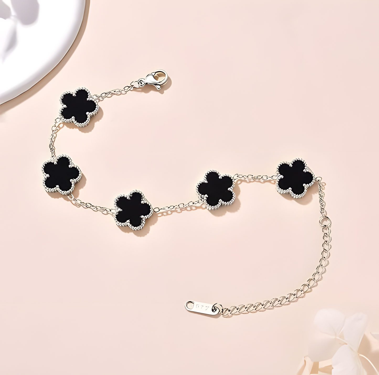 Leaf Clover Bracelet