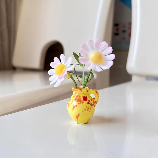 8Pcs Vase Shaped Magnets