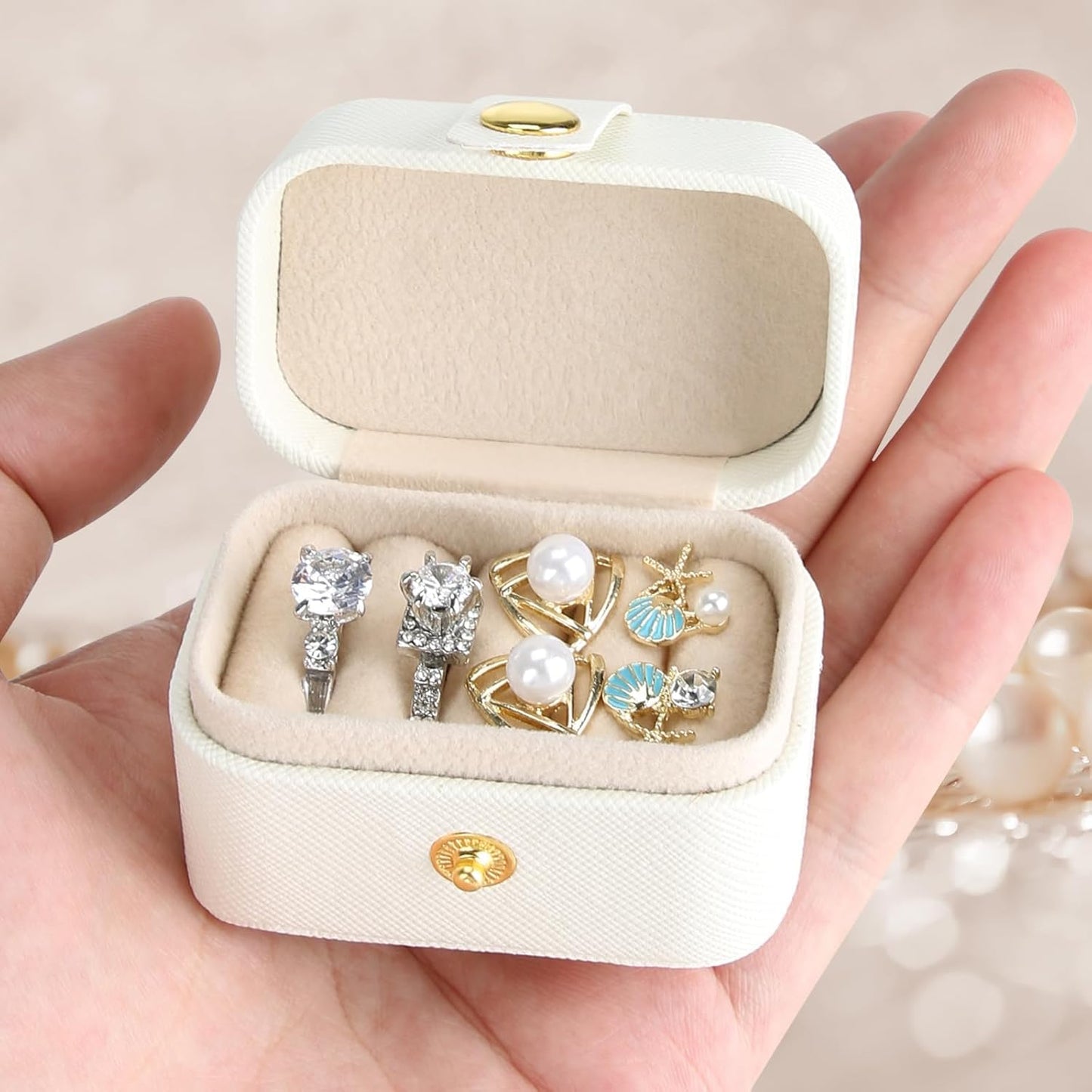 4Pcs Rings And Leather Jewelry Storage Box