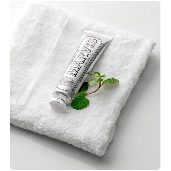 Marvis Whitening Mint Freshen Breath and Remove Smoke Stain Toothpaste