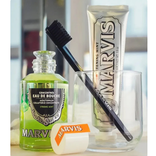 Marvis Whitening Mint Freshen Breath and Remove Smoke Stain Toothpaste