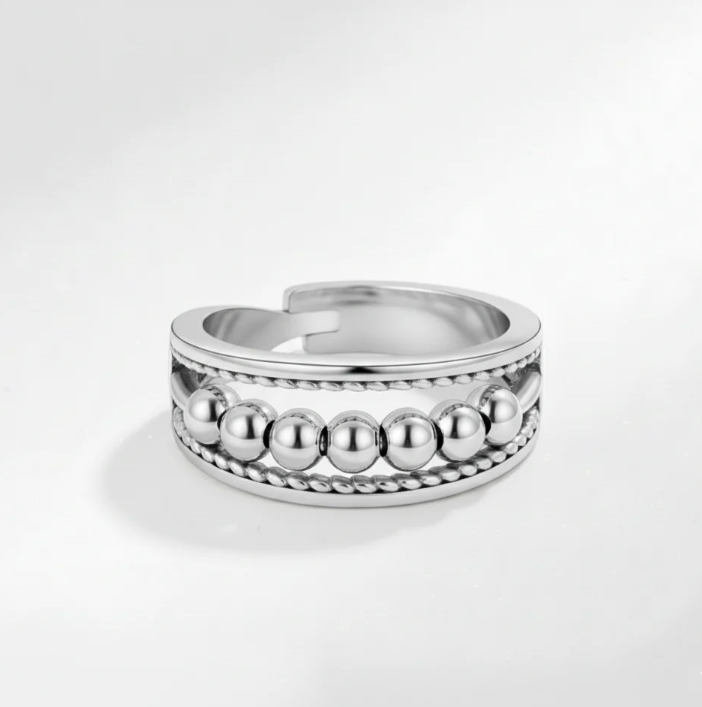 4Pcs Rings And Leather Jewelry Storage Box