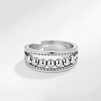 4Pcs Rings And Leather Jewelry Storage Box