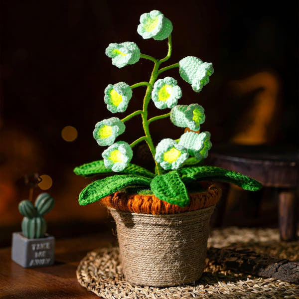 Glowing Crochet Lily Flowers with Night Lights